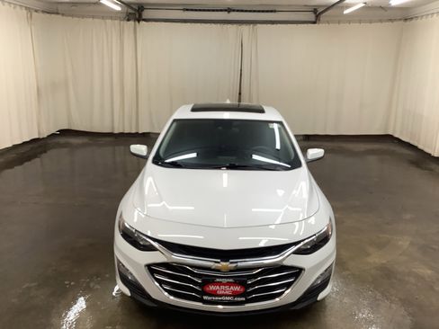 Used 2024 Chevrolet Malibu LT FWD image 3