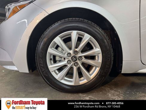 Used 2026 Toyota Corolla LE w/ LE Premium Package FWD image 9