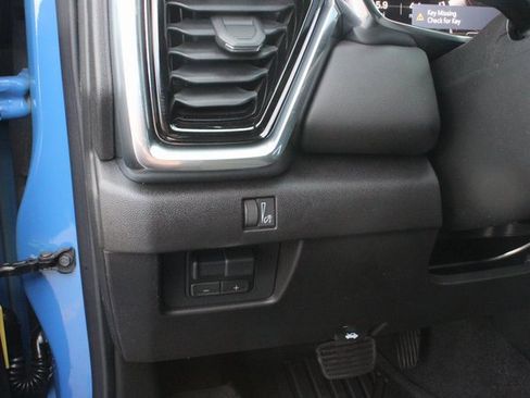 New 2026 GMC Canyon Elevation w/ Convenience Package image 19