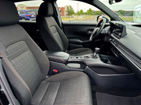 Used 2025 Honda HR-V Sport image 23