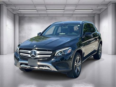 Used 2019 Mercedes-Benz GLC 350e 4MATIC image 7
