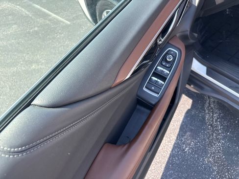 Used 2020 Subaru Outback Touring XT AWD/4WD image 13