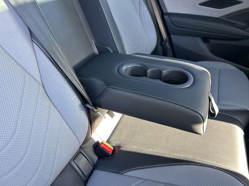 New 2026 Volkswagen Tiguan SE R-Line image 51