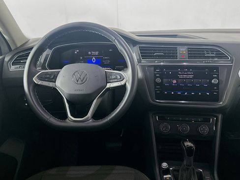 Used 2024 Volkswagen Tiguan S image 18
