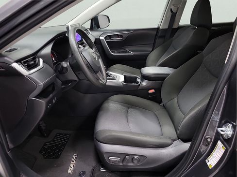 Certified 2025 Toyota RAV4 XLE FWD image 12