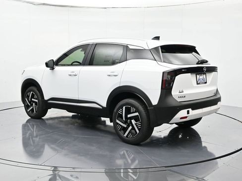 New 2026 Nissan Kicks SV image 7