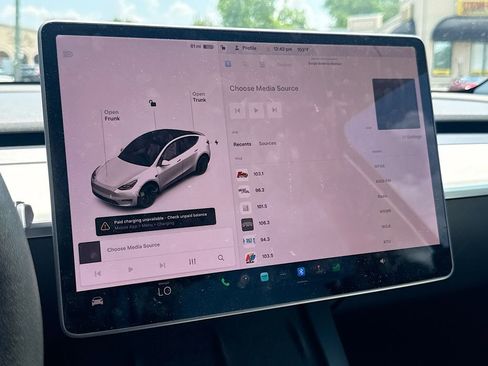 Used 2021 Tesla Model Y Performance AWD/4WD image 22