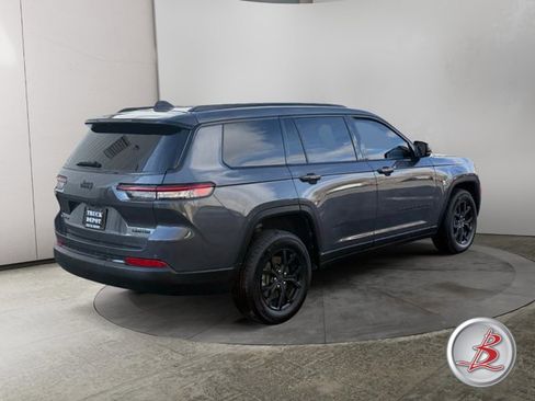 Used 2021 Jeep Grand Cherokee L Limited image 7