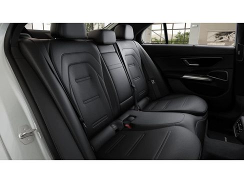 New 2026 Mercedes-Benz E 53 AMG e 4MATIC Sedan image 5