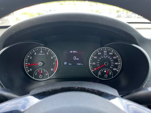 Used 2019 Kia Optima LX FWD image 12