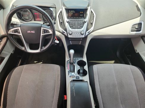 Used 2014 GMC Terrain SLE FWD image 17