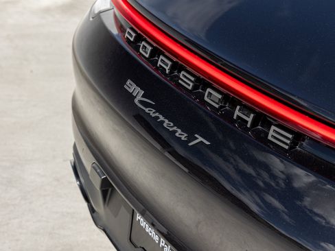 Certified 2024 Porsche 911 Carrera T RWD image 12
