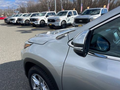 Used 2018 Toyota Highlander Limited image 28