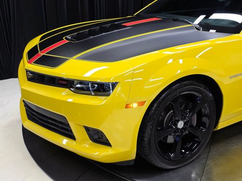 Used 2014 Chevrolet Camaro SS w/ RS Package RWD image 46