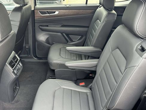 New 2026 Volkswagen Atlas SEL AWD/4WD image 13
