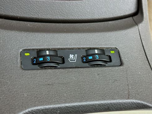 Used 2011 Lexus ES 350 FWD image 24