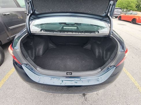 Used 2019 Toyota Corolla LE FWD image 13