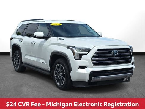 Certified 2023 Toyota Sequoia Limited AWD/4WD image 4