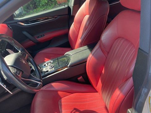 Used 2022 Maserati Ghibli Modena RWD image 5
