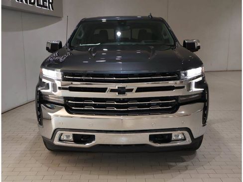 Used 2021 Chevrolet Silverado 1500 LTZ w/ LTZ Premium Package AWD/4WD image 9
