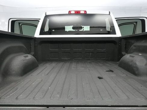 Used 2022 RAM 2500 Big Horn w/ Level 1 Equipment Group image 11