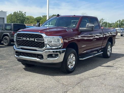 Used 2024 RAM 2500 Big Horn AWD/4WD image 7