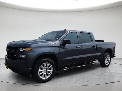 Used 2021 Chevrolet Silverado 1500 Custom w/ LPO, Dark Essentials Package AWD/4WD image 17