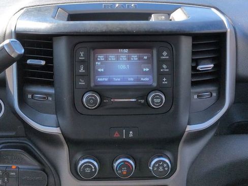 Used 2019 RAM 3500 Big Horn image 19