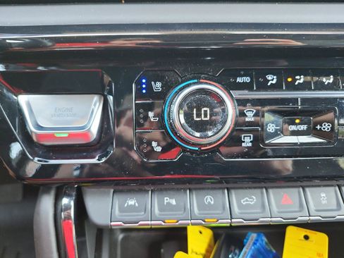 Certified 2024 GMC Sierra 1500 AT4X AWD/4WD image 24
