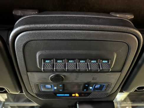 Used 2022 Ford Bronco Black Diamond AWD/4WD image 17