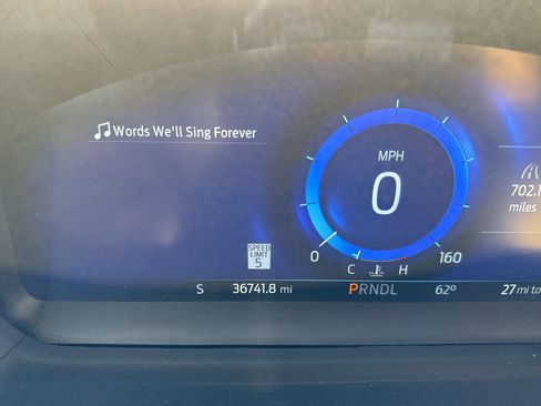 Used 2022 Ford Explorer Platinum w/ Equipment Group 601A image 15