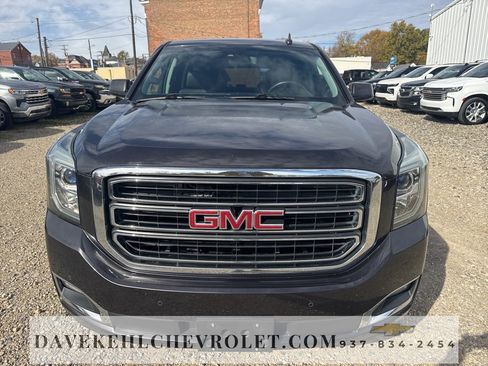 Used 2017 GMC Yukon SLT image 6