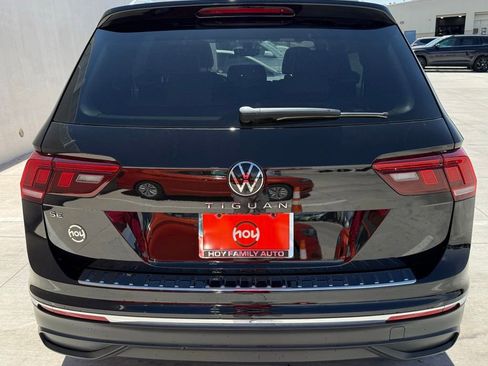 Used 2023 Volkswagen Tiguan SE FWD image 8
