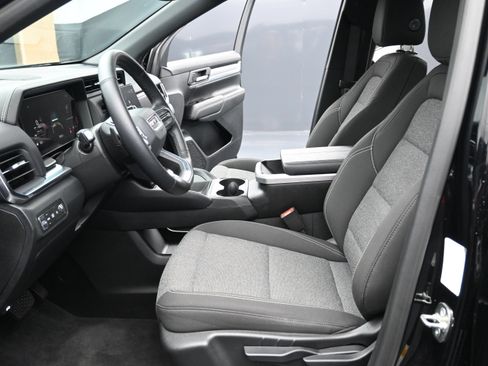 Used 2026 GMC Terrain Elevation FWD image 23