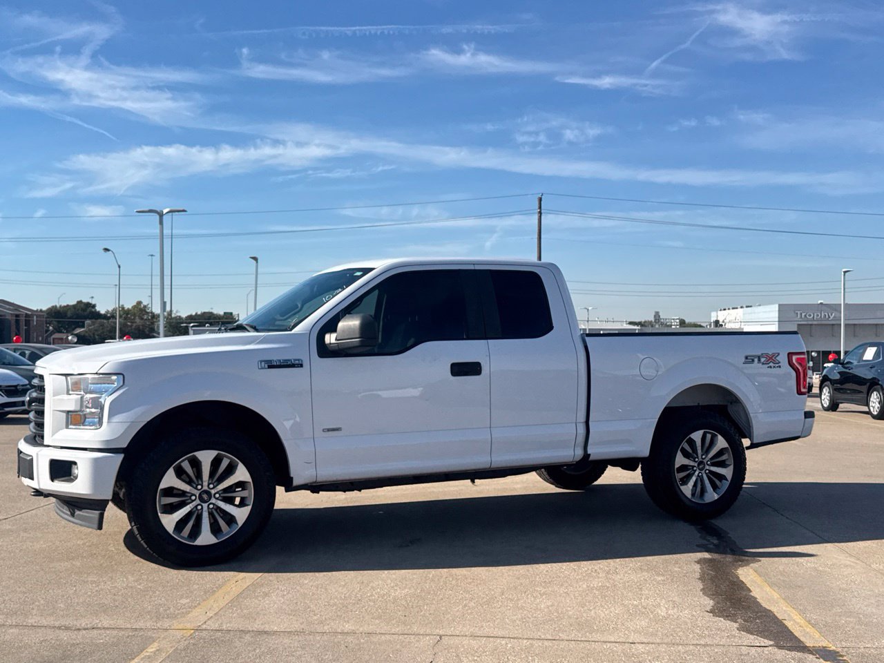 Used 2017 Ford F150 XL w/ Equipment Group 101A Mid AWD/4WD image 16
