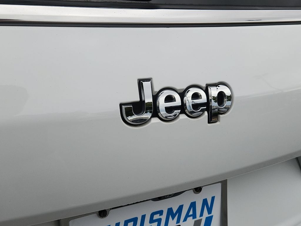 Used 2023 Jeep Grand Cherokee L Limited w/ Luxury Tech Group II AWD/4WD image 30