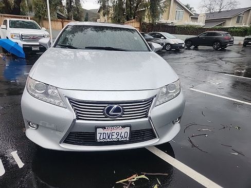 Used 2014 Lexus ES 300h image 8