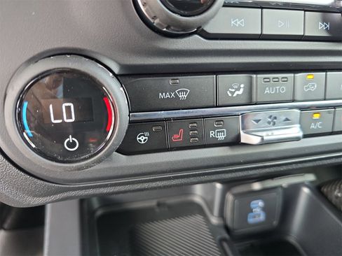 New 2025 Ford Bronco Raptor image 17