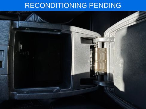 Used 2017 Jeep Wrangler Unlimited Sahara image 36