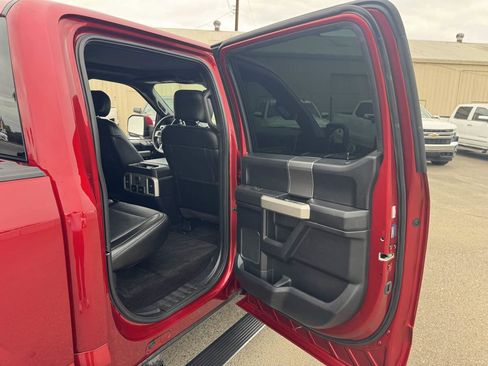Used 2017 Ford F150 Lariat w/ Equipment Group 502A Luxury AWD/4WD image 18