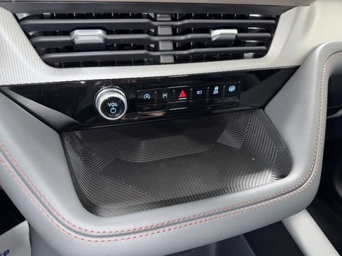 New 2026 Ford Explorer Active w/ Active Comfort Package image 23