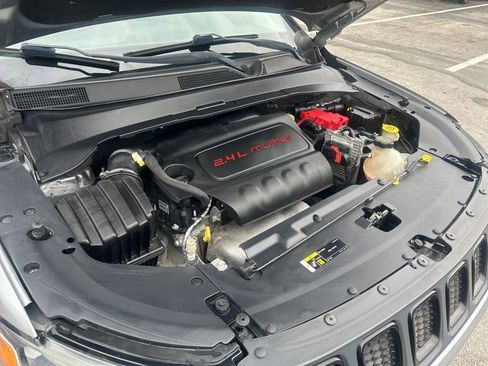 Certified 2019 Jeep Compass Altitude image 16