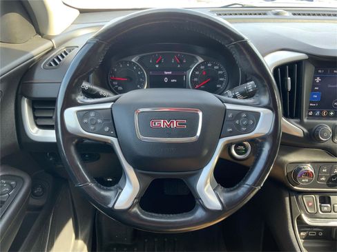Used 2019 GMC Terrain SLT w/ Preferred Package image 16