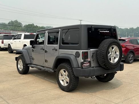 Used 2014 Jeep Wrangler Unlimited Sport w/ Quick Order Package 24S AWD/4WD image 4