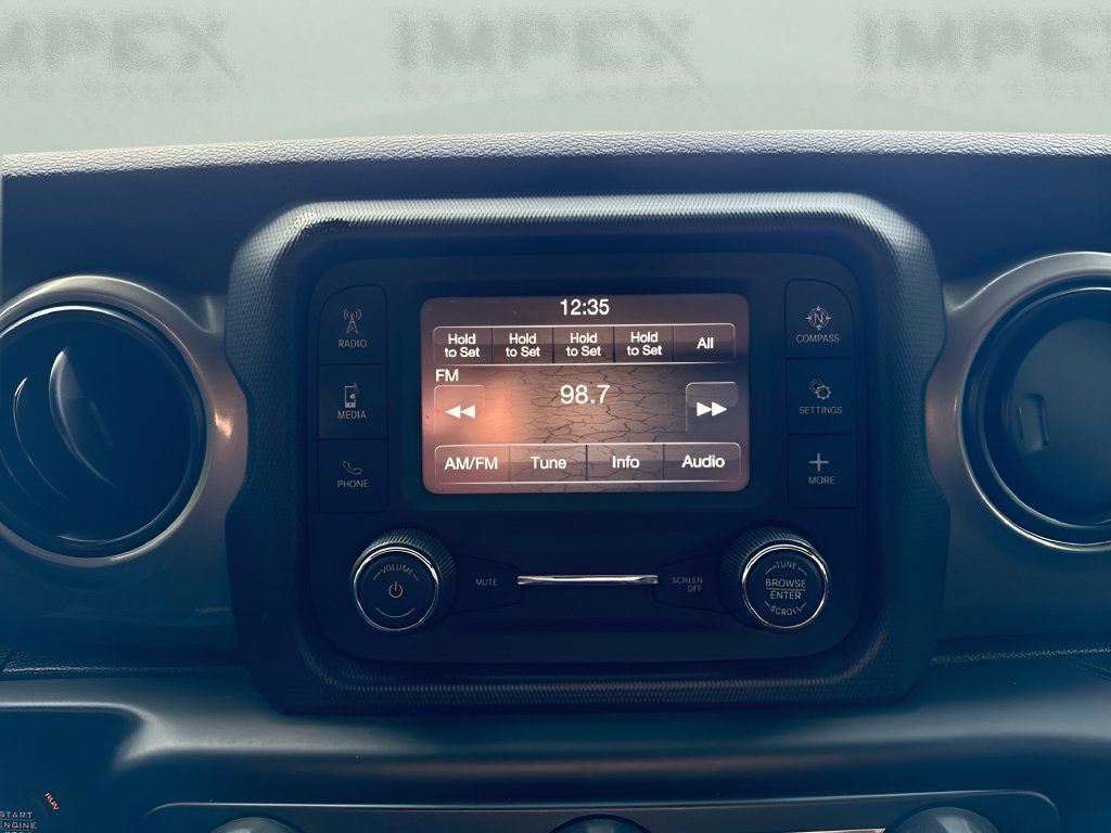 Used 2020 Jeep Wrangler Sport AWD/4WD image 16