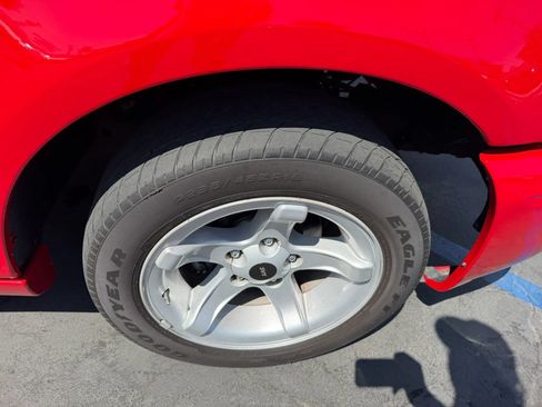 Used 2000 Ford F150 Lightning RWD image 28