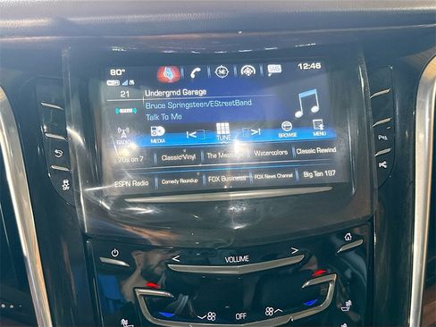 Used 2018 Cadillac Escalade Premium Luxury image 16