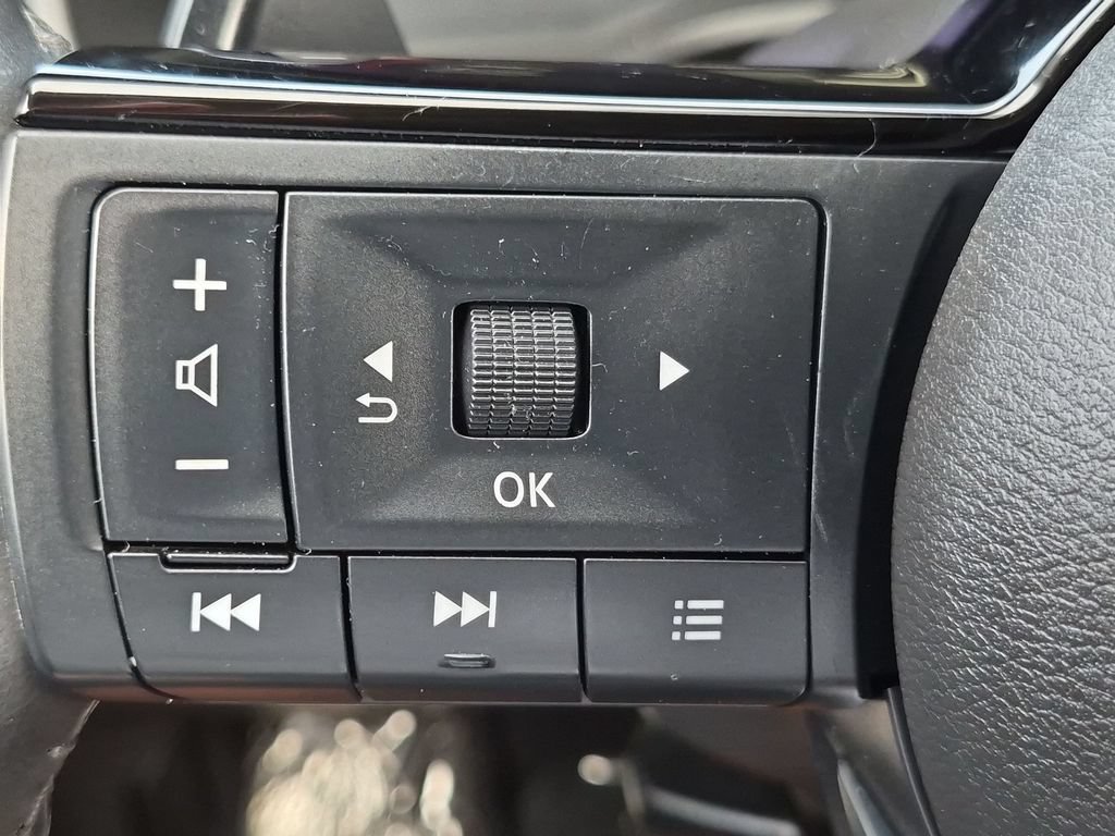 Used 2024 Nissan Rogue Platinum AWD/4WD image 20