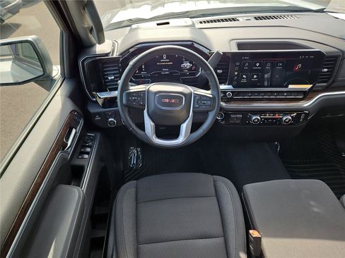Used 2025 GMC Sierra 1500 Elevation AWD/4WD image 10