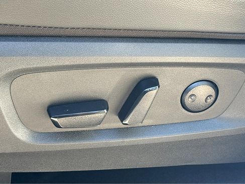 New 2025 Nissan Pathfinder Rock Creek image 21